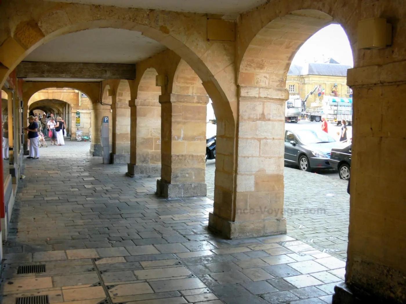 Le Petit Ardennais Charleville-Mézières Extérieur photo